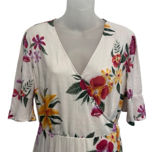 Old Navy White Tropical Floral Waist-Defined Bell-Sleeve Faux-Wrap Dress Size M - Picture 5 of 11